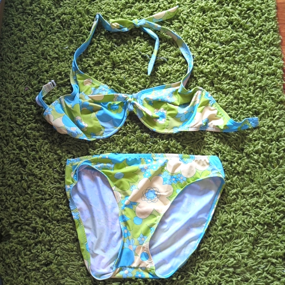Girl Howdy Retro 60s 70s Flower Power Bikini Two Piece Halter Swimsuit